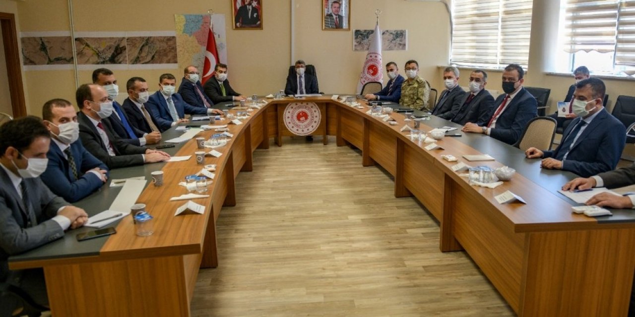 Korona Aşısı Olan 65 Yaş Üstü Vatandaşların Ücretsiz Toplu Taşıma Yasağı Kalkacak