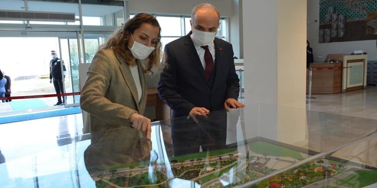 Başkan Özlü Düzce Üniversitesi’nin Kuruluşunu Kutladı