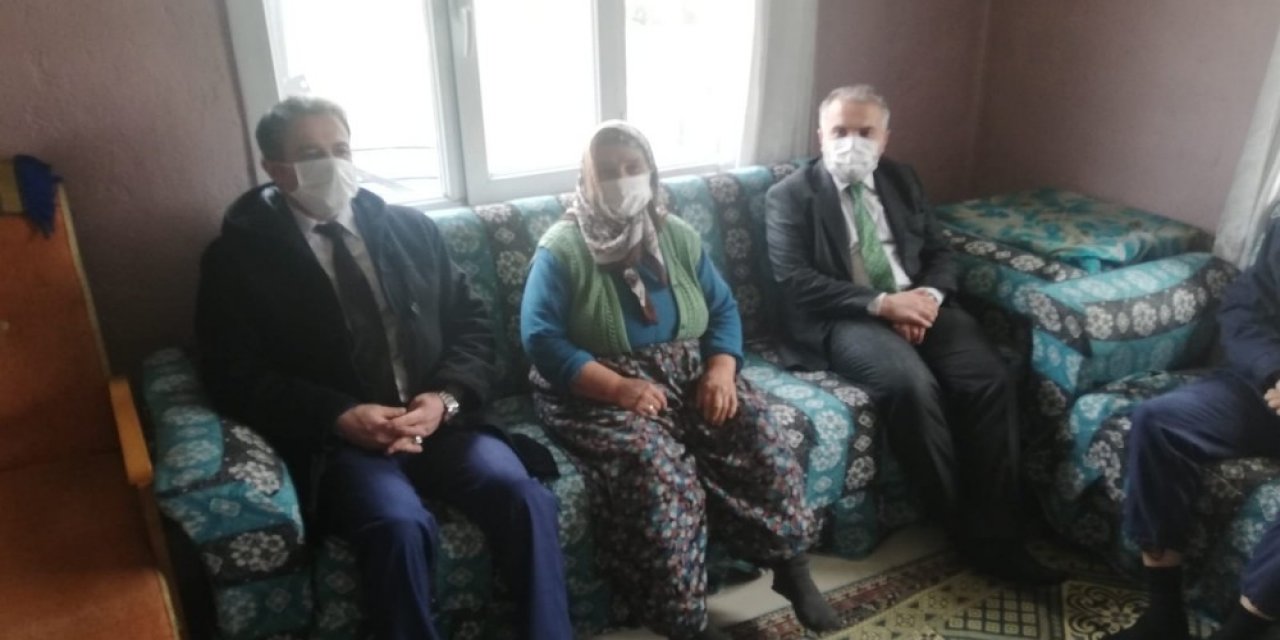 Kaymakam Kemal Duru, Şehit Aileleri Ve Gaziler Ziyaret Etti