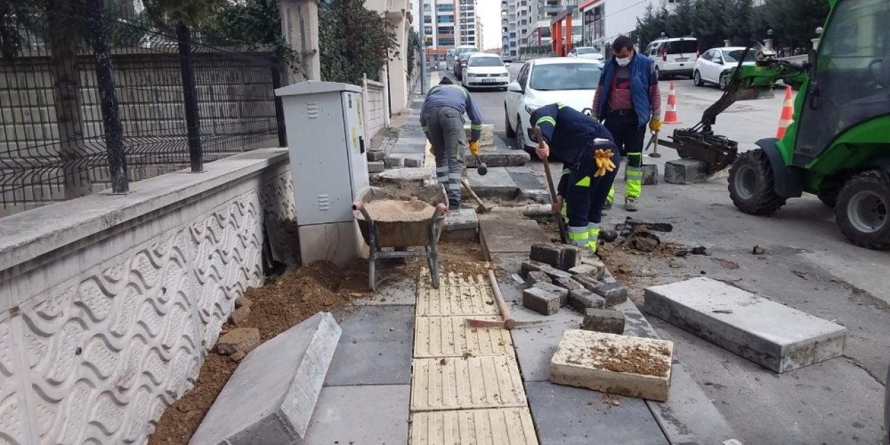 Ankara Büyükşehir’den Kaldırım Atağı