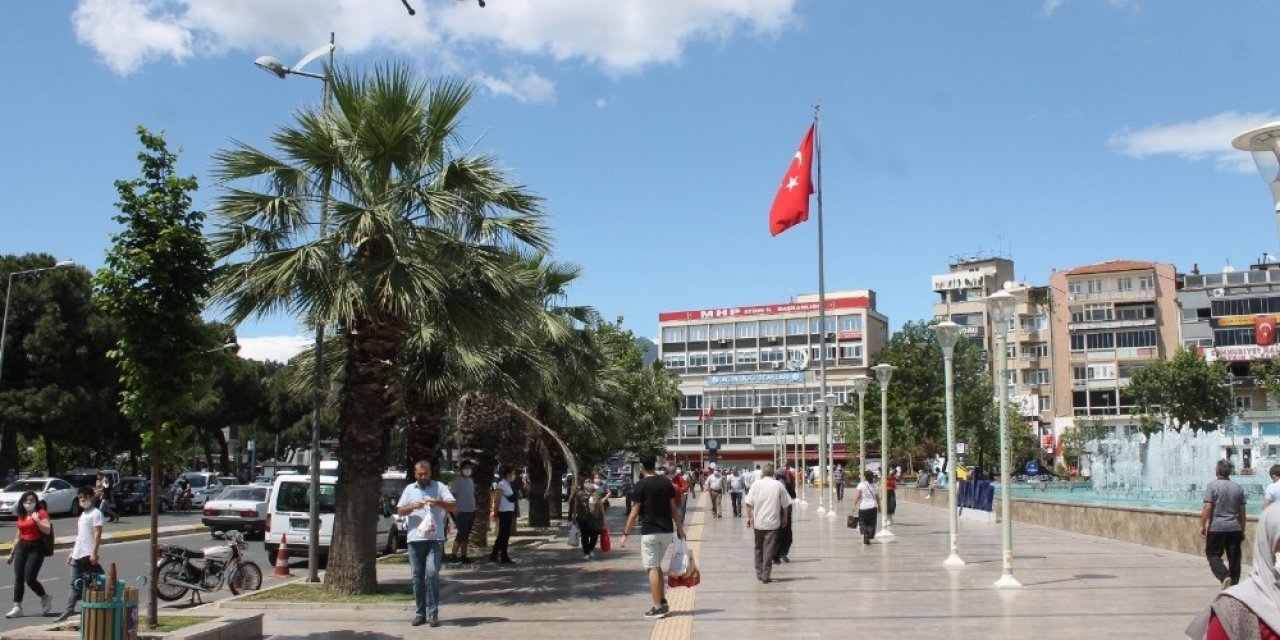 Efeler’de 1 Günde 3 Bin Tl Ceza Yazıldı