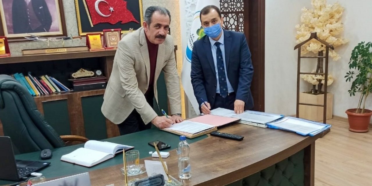 Gürpınar Belediyesinden Tapu Protokolü