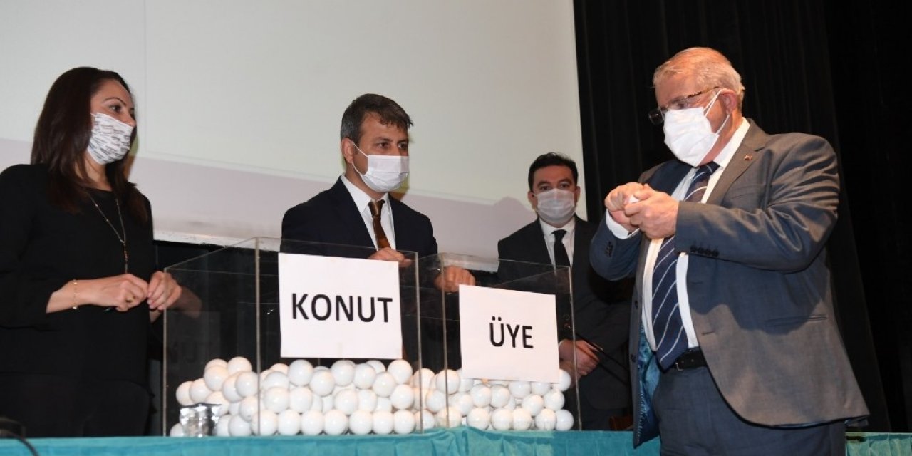 Oturacakları Daireyi Kurayla Belirlediler