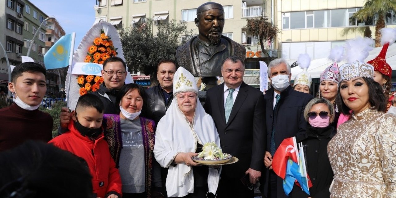 Kazakistan Dışişleri Bakanı Tileuberdi’den Kassanov’a Teşekkür