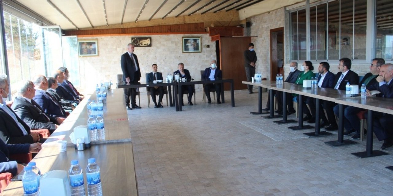 Adıyaman Belediyeler Birliği Toplantısı Kahta’da Yapıldı