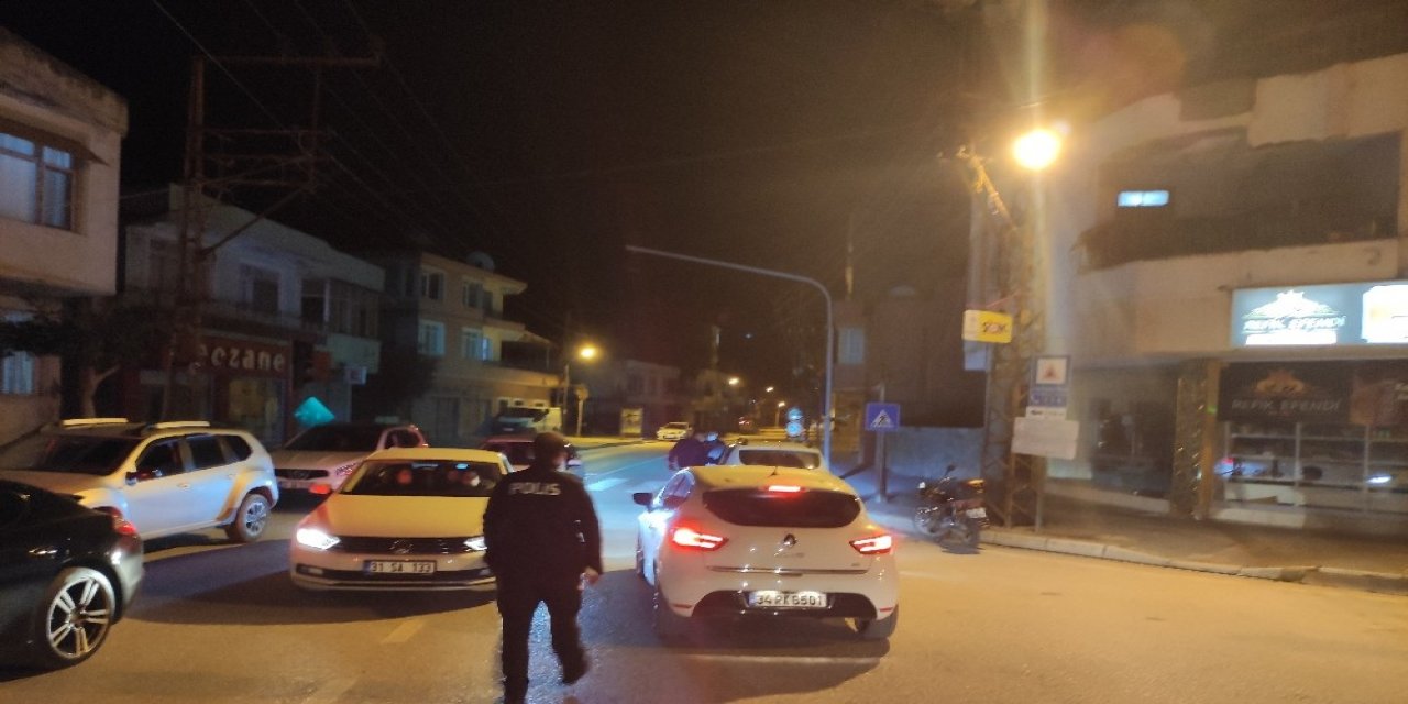 Samandağ’da Sokağa Çıkma Kısıtlamasında Sıkı Denetim
