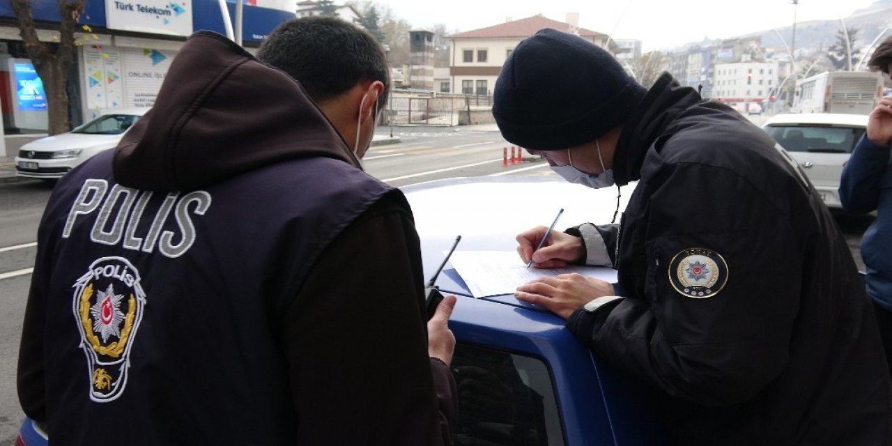 Çok Yüksek Riskli İlde Kurallara Uymayanlara Ceza Yağdı