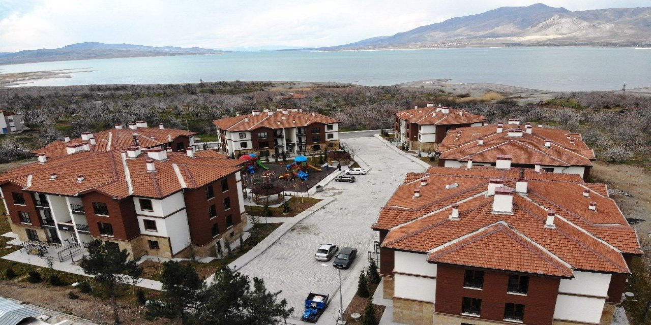 Göl Manzaralı Deprem Konutlarında Yaşam Başladı