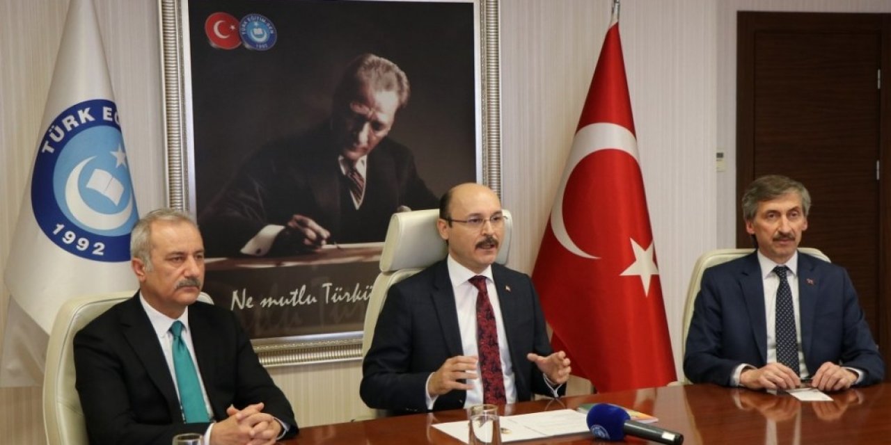 Türk Eğitim-sen’den “2023’e Doğru Türkiye’de Din Eğitimi Ve Değerler Eğitimi Çalıştayı”