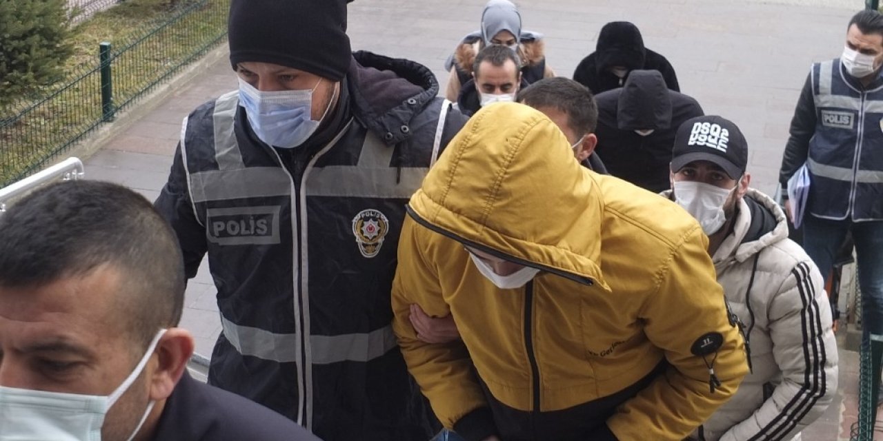 Hırsızlık Şebekesi Çökertildi