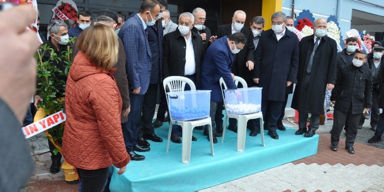 Afyonkarahisar’da 460 Konut Çekilen Kur’a İle Sahibini Buldu