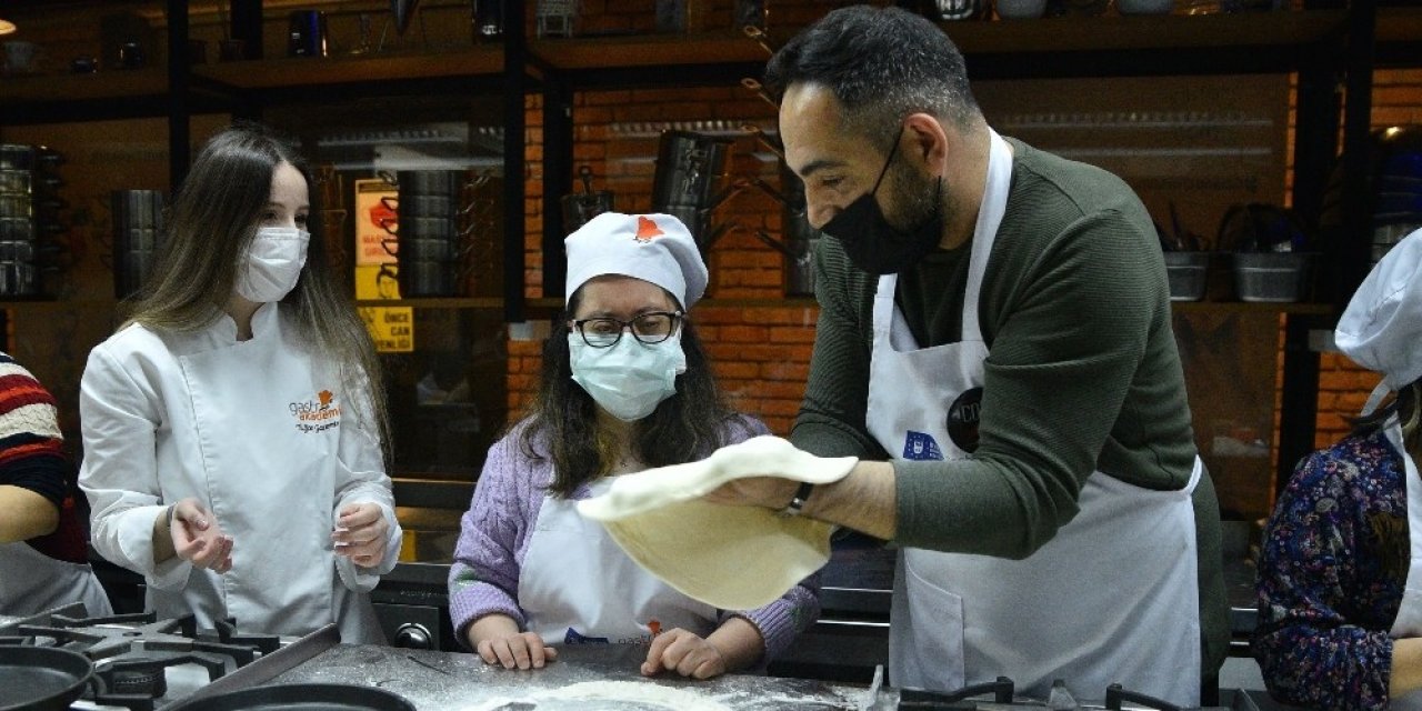 Çok Özel Şeflerden Çok Güzel Pizza