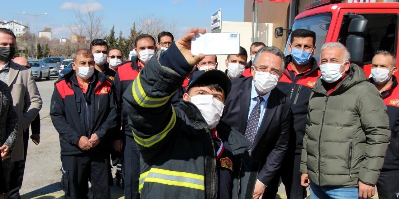 Down Sendromlu Ramazan’ın İtfaiyeci Olma Hayali Gerçeğe Dönüştü