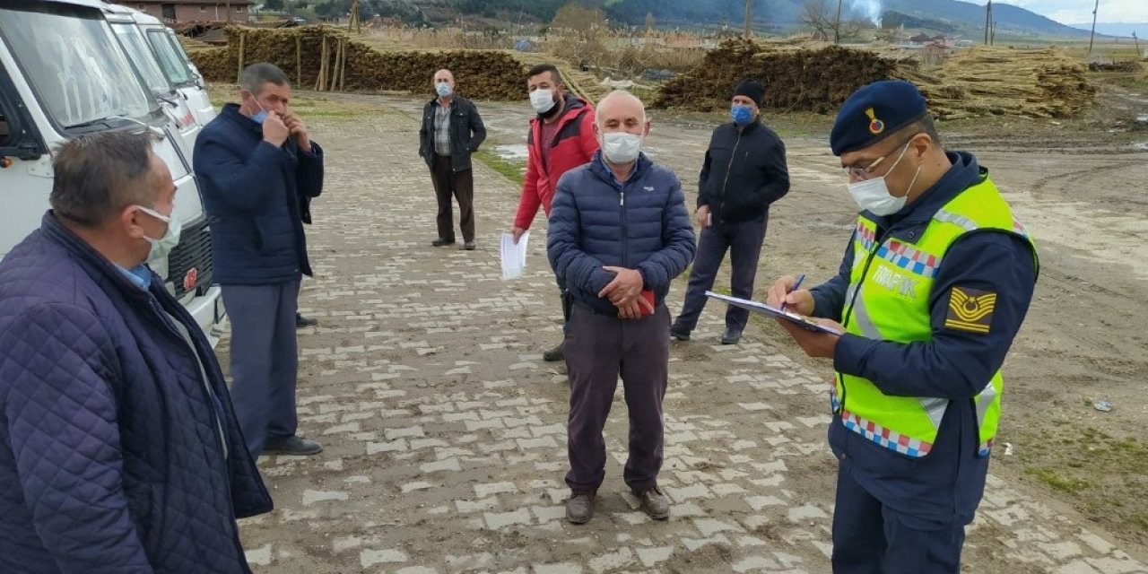 Jandarmadan Okul Servis Araçlarına Denetim