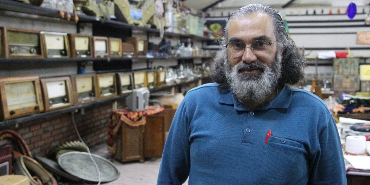 Arkadaş Tavsiyesi Antikacı Yaptı