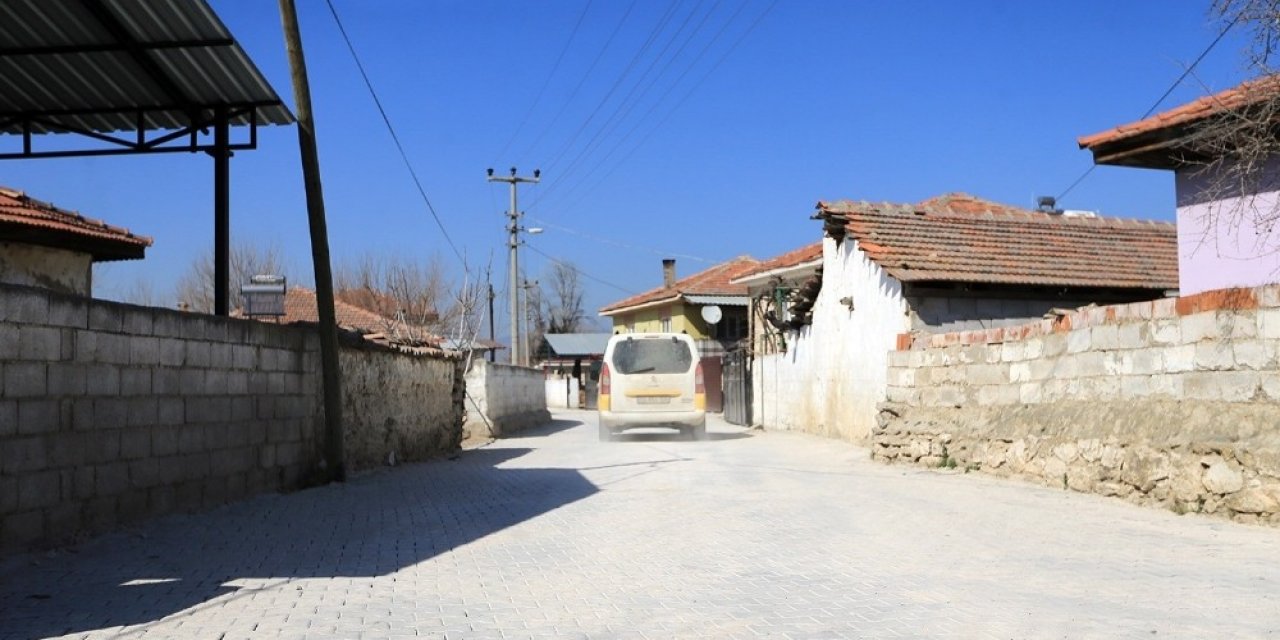 Pamukkale’de Mahalleler Birer Birer Çamurdan Kurtuluyor