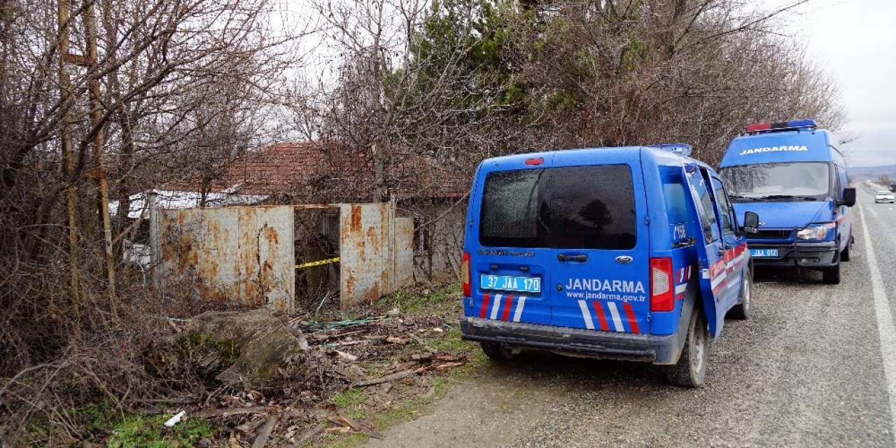 Kastamonu’da Bir Kişi Sobadan Sızan Gazdan Hayatını Kaybetti