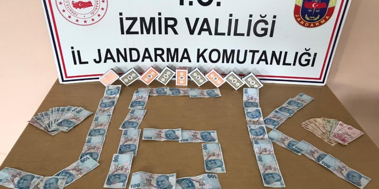 Kısıtlamayı Hiçe Sayıp Bahçedeki Çadırda Kumar Oynayan 6 Kişiye Suçüstü