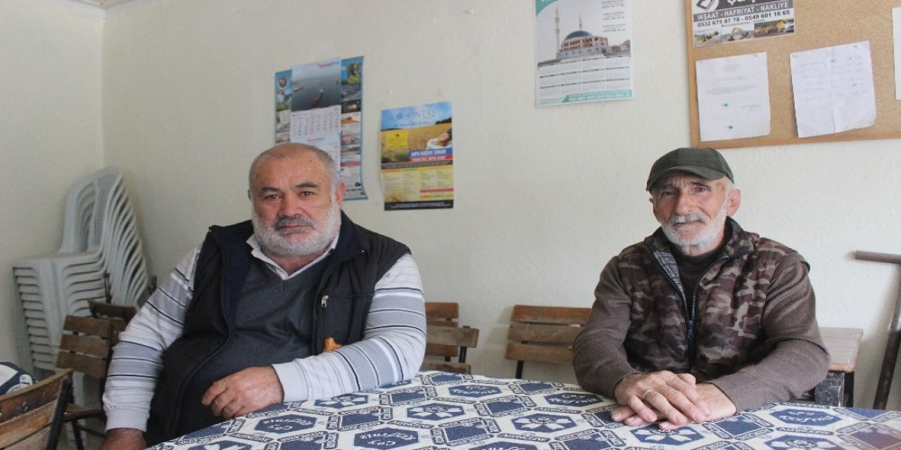 Bu Köyde Dedeler Ve Torunlar Aynı Dili Konuşamıyor