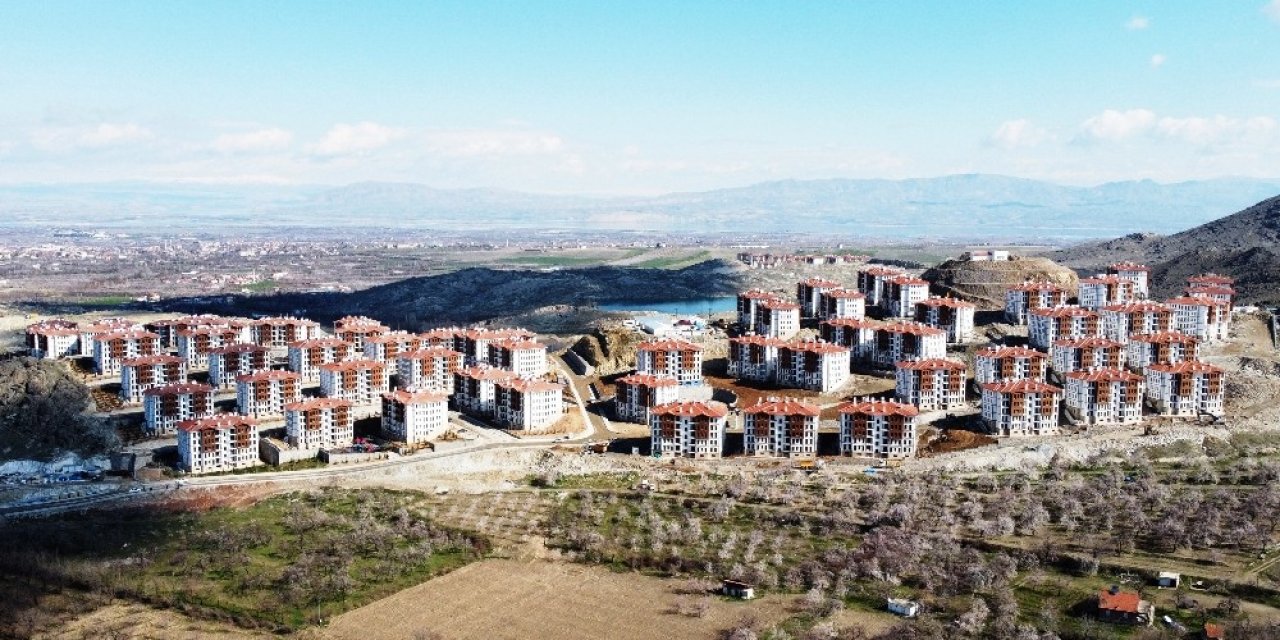 Battalgazi’de 2 Bin Deprem Konutu Teslim Edilmeye Hazır