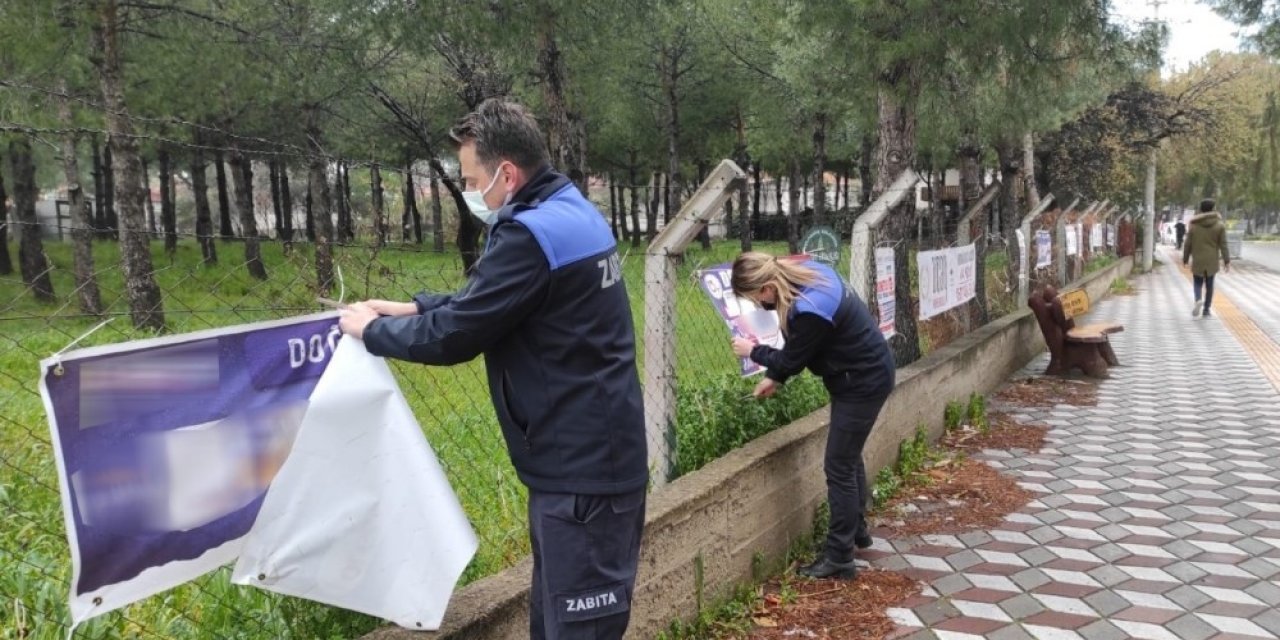 Burhaniye’de İzinsiz Afişe Geçit Yok