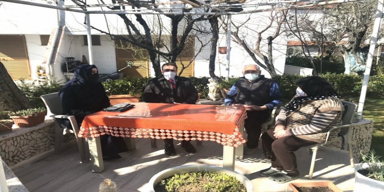 Burhaniye’de Kaymakam Memiş Şehit Ailesini Ziyaret Etti