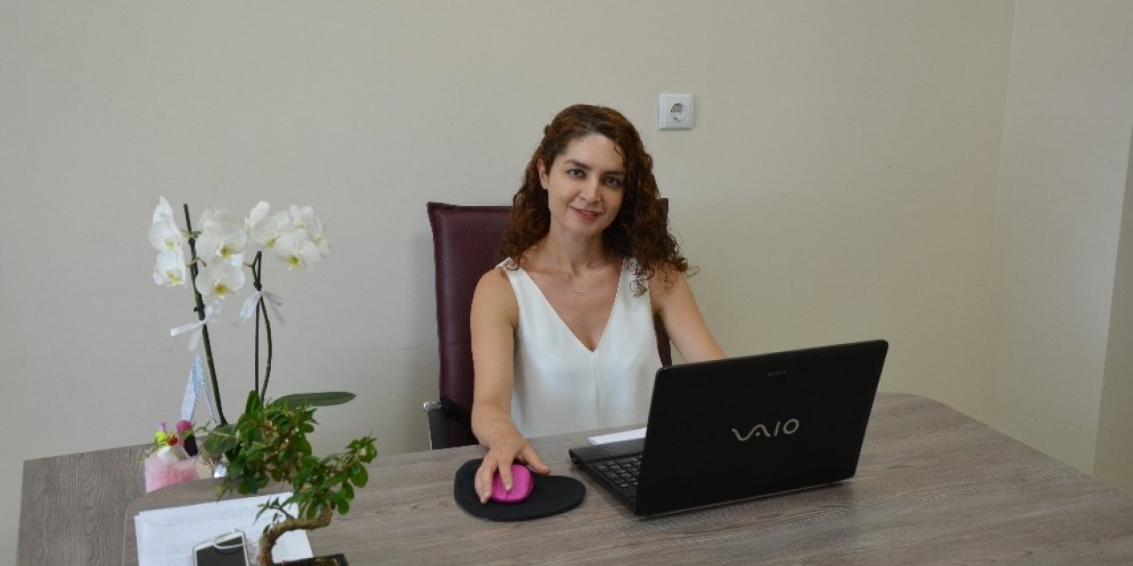 Ayanoğlu, "down Sendromunda Erken Fizik Tedavi Ve Özel Eğitim Çok Önemli"