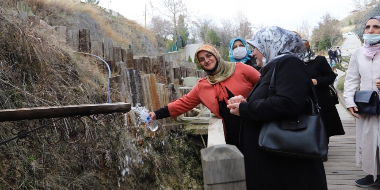 Battalgazi’de Başarılı Kursiyerler İspendere’yi Gezdi