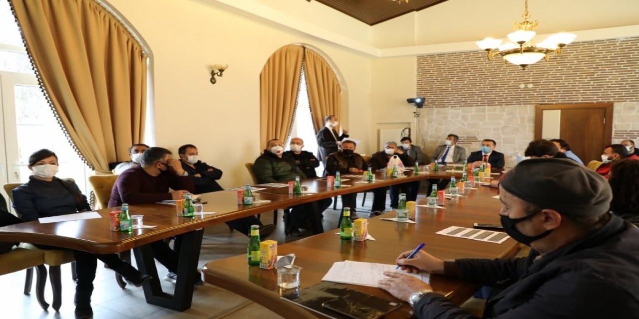 Veteriner Hekimlere Yönelik Bilgilendirme Toplantısı Düzenledi