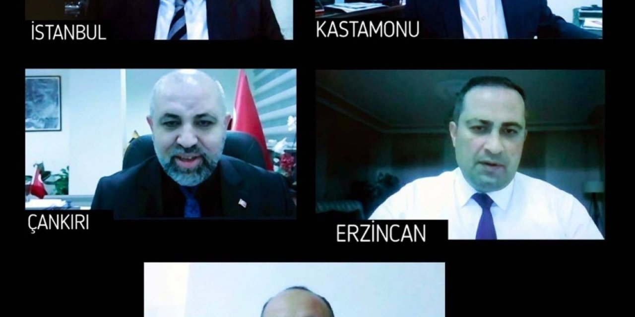 Sağlık Bakanı Koca, Vaka Artışı Yaşanan İllerin Yöneticileriyle Koordinasyon Toplantısı Gerçekleştirdi