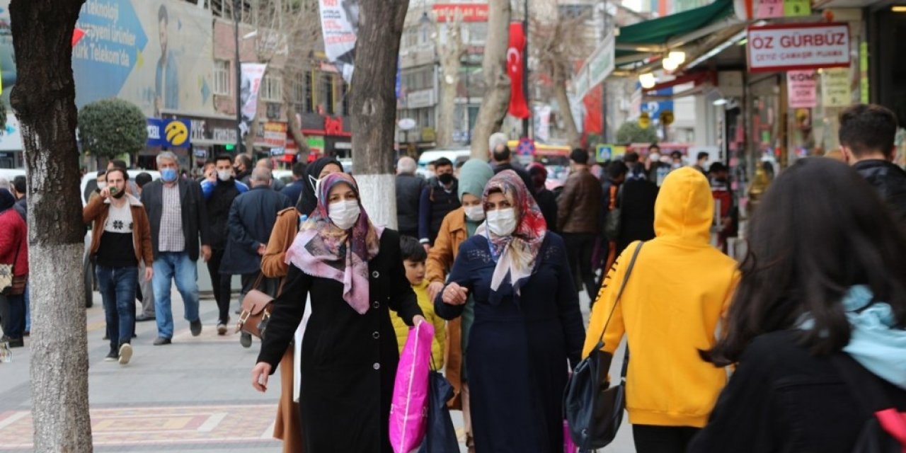 Malatya’nın ’kırmızı’ya Dönmesi Vatandaşları Endişelendiriyor