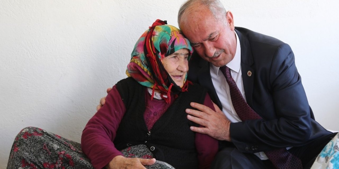 Başkan Akman’dan ‘yaşlılara Saygı Haftası’ Mesajı