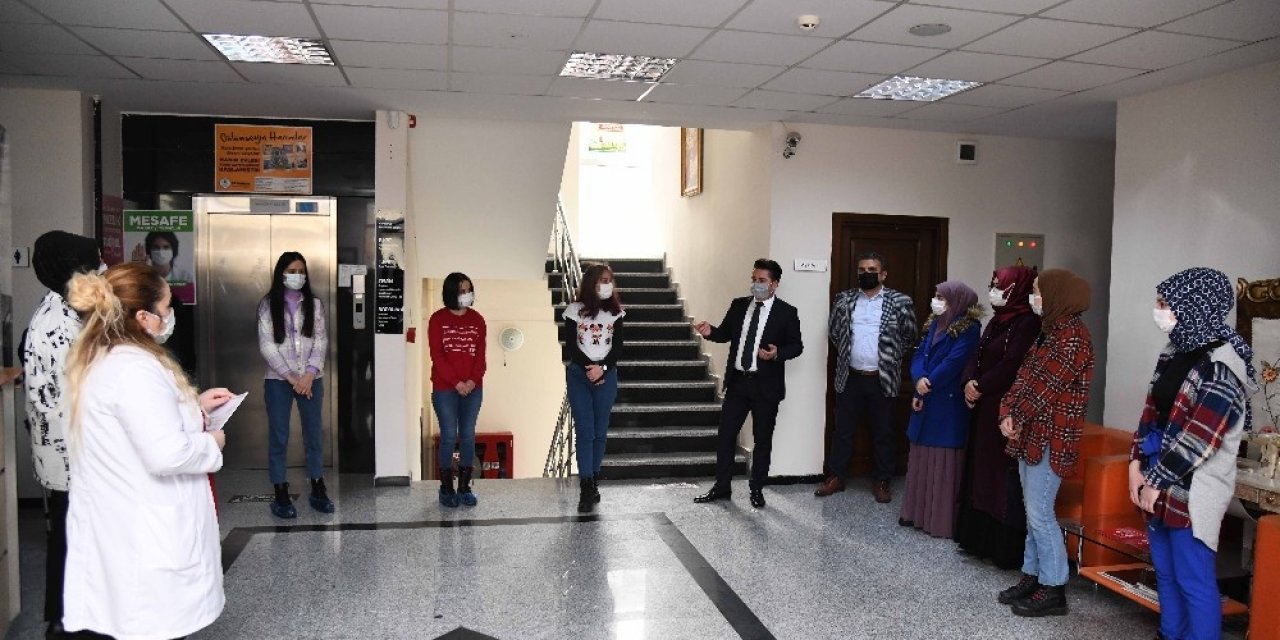 Pursaklar Hüma Sultan Hanım Evi’nde Sertifika Heyecanı