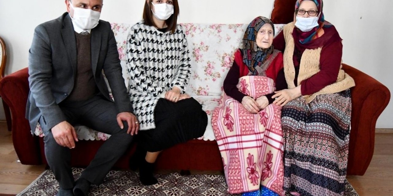 Oral: "bir Gün Herkes Yaşlanacak"