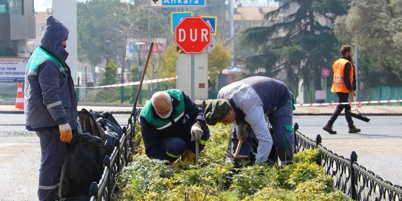 Körfez’in Yeşiline Binlerce Fidanlık Katkı