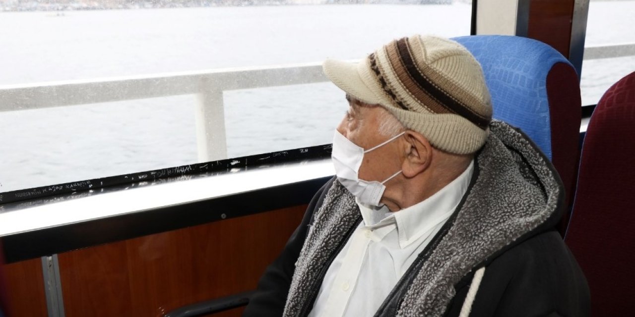 1 Yıl Sonra Dışarıya Çıkıp Gördükleri Denize Hayran Kaldılar