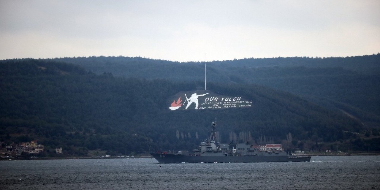 Abd Savaş Gemisi Çanakkale Boğazı’ndan Geçti