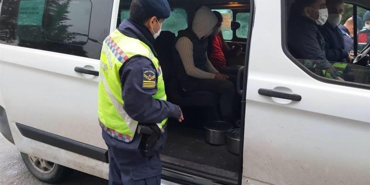 Balıkesir’de Jandarmadan Huzur Ve Trafik Uygulaması