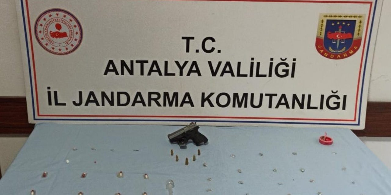 Jandarma’dan Uyuşturucu Operasyonu: 4 Gözaltı