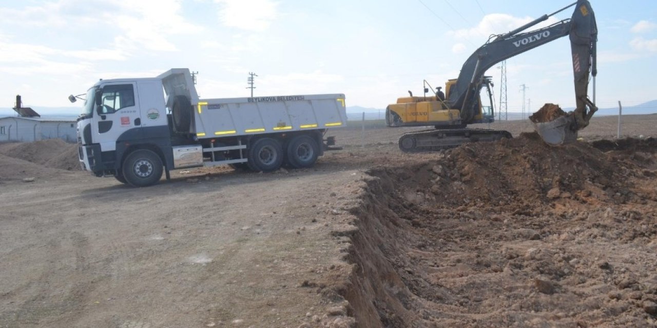 Beylikova’ya 200 Hayvan Kapasiteli Yetiştirme Alanı İnşa Ediliyor