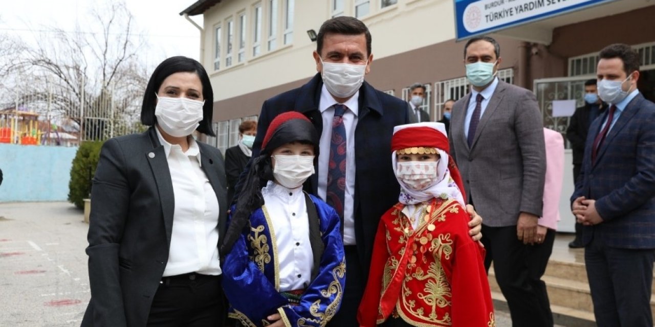 Geleceğe Yön Verecek Atölyeler Açıldı