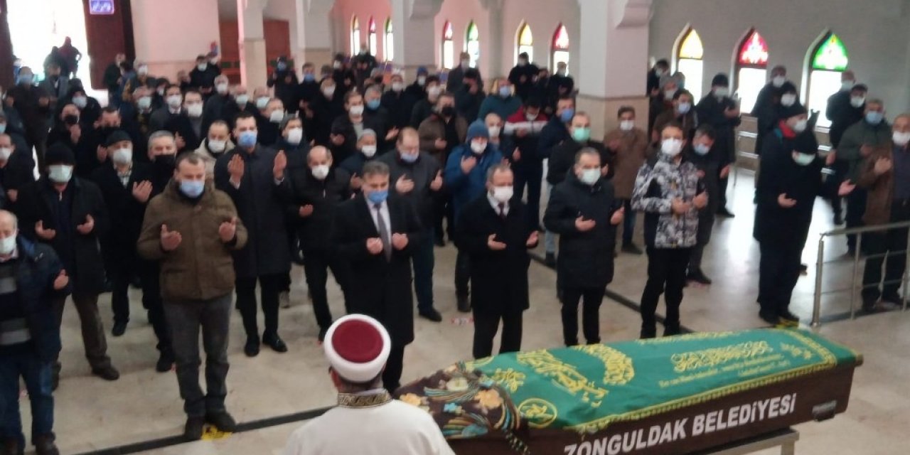 Güler Sav Göz Yaşları Arasında Sonsuzluğa Uğurlandı
