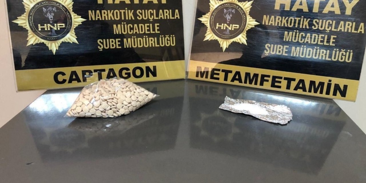 Polisten Kaçan Motosikletten Atılan Poşetten Uyuşturucu Çıktı