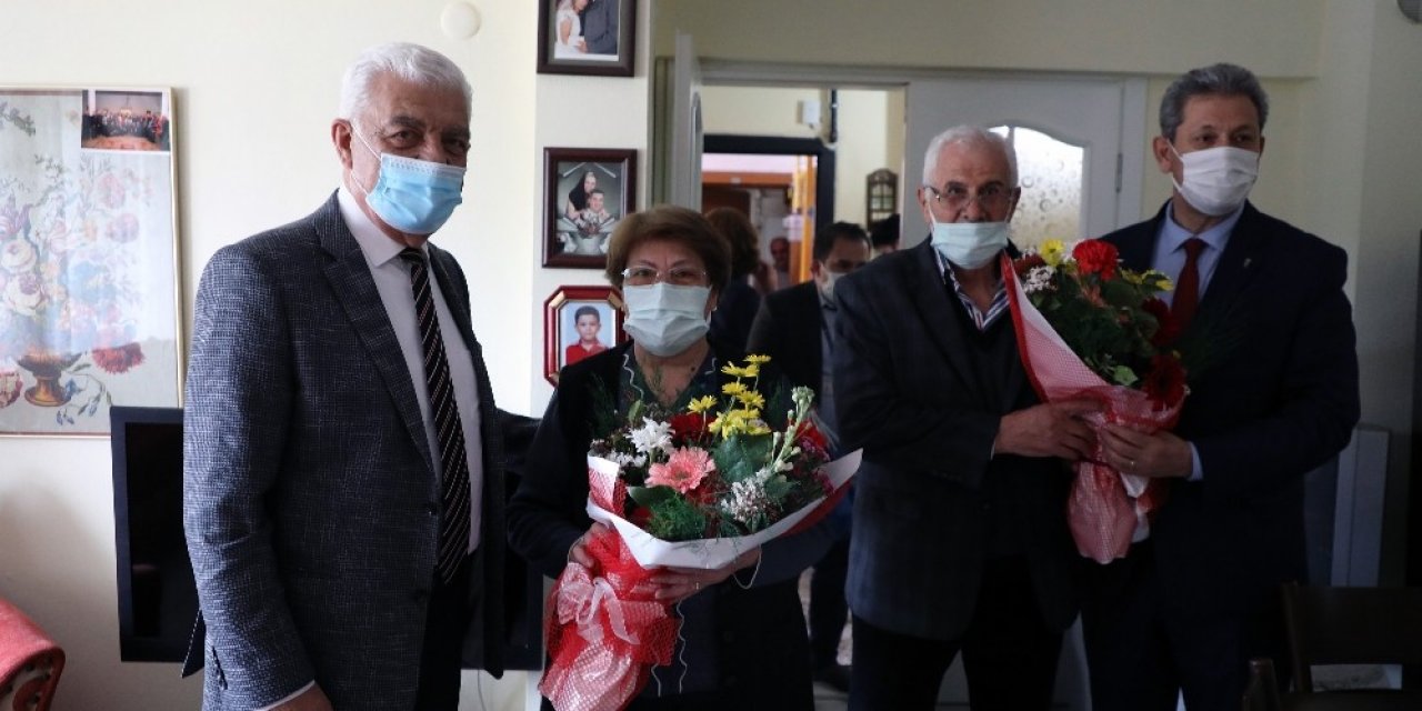 Başkan Gürün’den Yaşlılara Moral Ziyareti Z