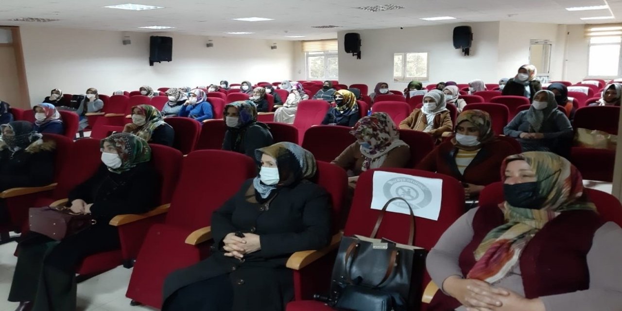 Kahta’da ‘aile Ve Çocuk’ Konulu Seminer Verildi
