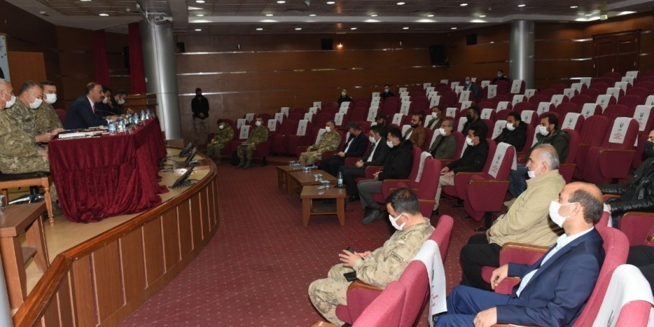 Tel Abyad Ve Resulayn’ın Huzur Ve Güvenliği İstişare Toplantısı