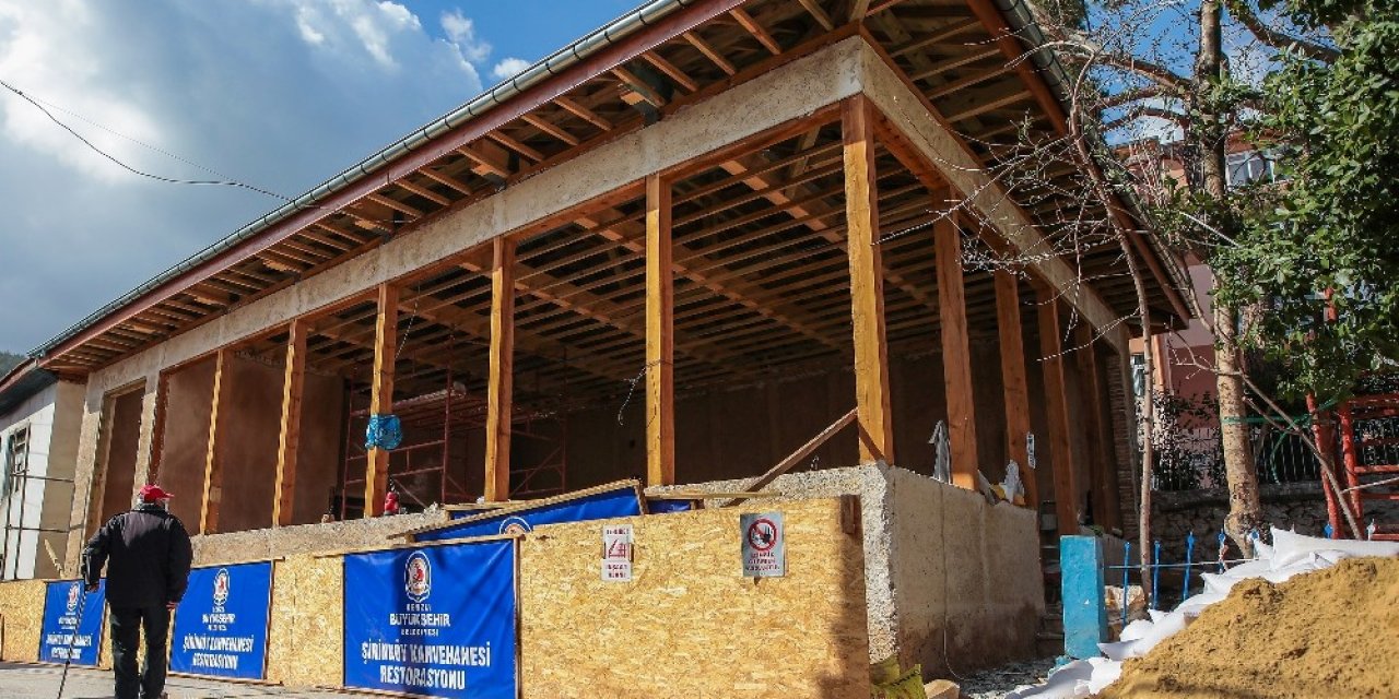 70 Yıllık Tarihi Kahvehanede Yeniden Çay Demlenecek