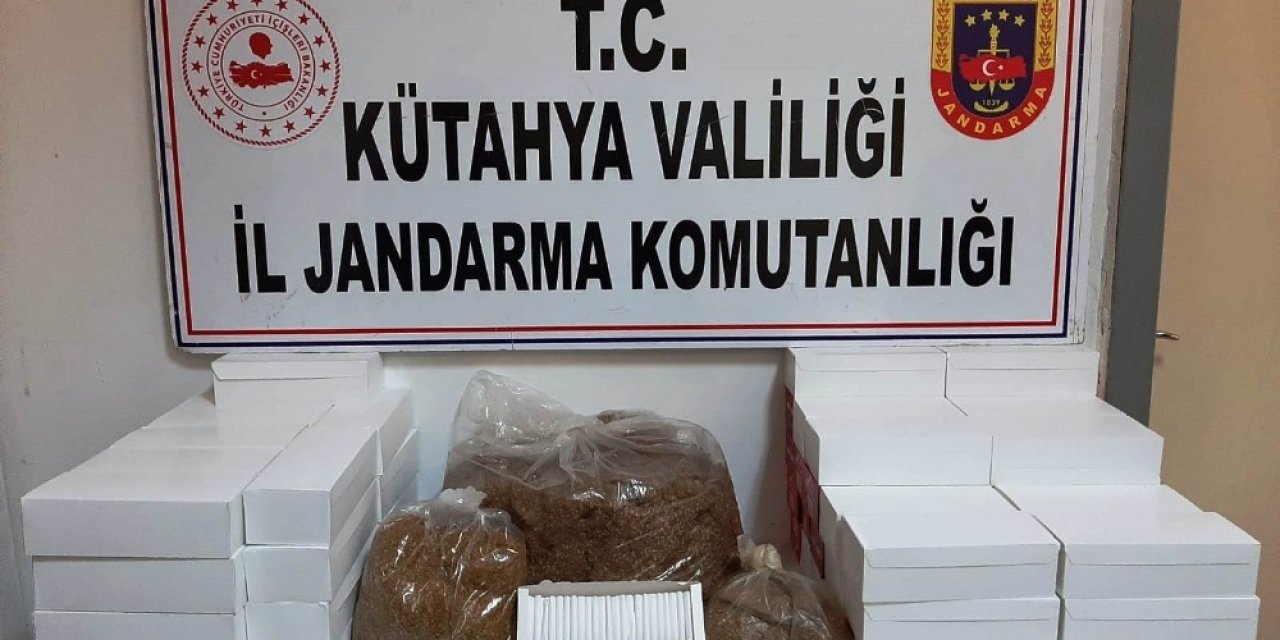Kütahya’da Kaçak Tütün Ve Bandrosüz Makaron Ele Geçirildi