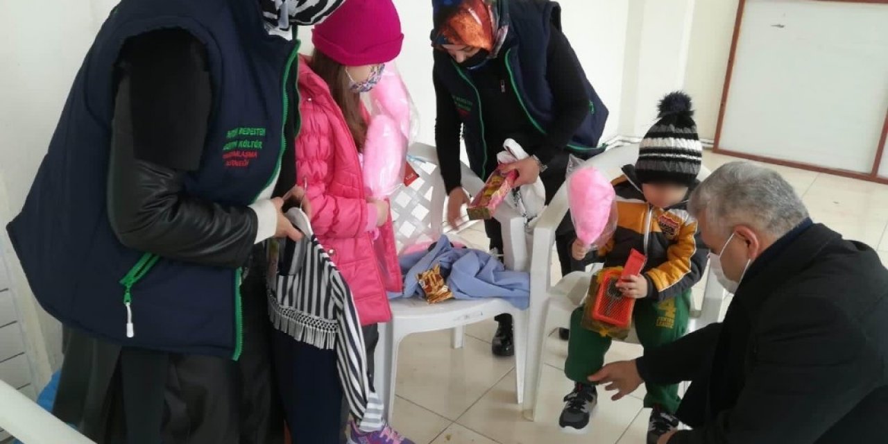 Beyşehir’de İhtiyaç Sahibi Aile Ve Öğrencilere Yardım Kampanyası