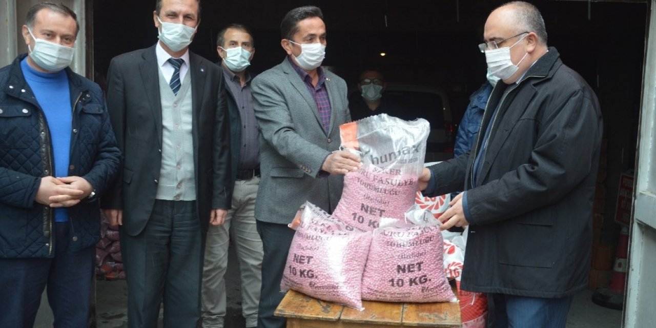 Niksar’da 480 Çiftçiye Tohum Desteği